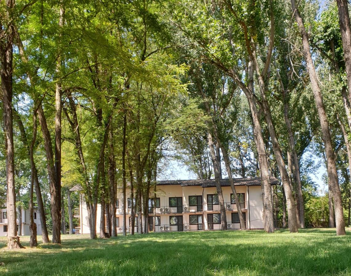 Paradise Park Polski Trumbesh Exterior photo