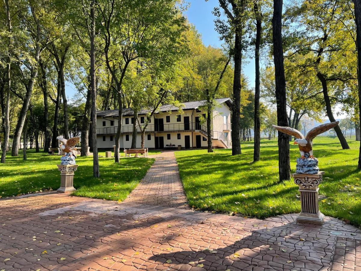 Paradise Park Polski Trumbesh Exterior photo