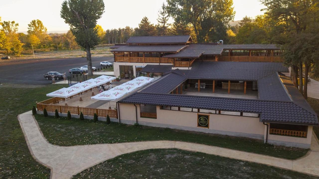Paradise Park Polski Trumbesh Exterior photo